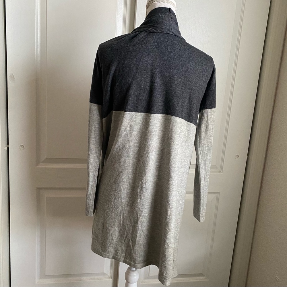 NWT  COLOUR WORKS GRAY LONG SWEATER CARDIGAN S - Picture 2 of 5